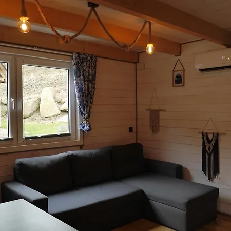 Dziedziniec Karkonoszy 別荘 *