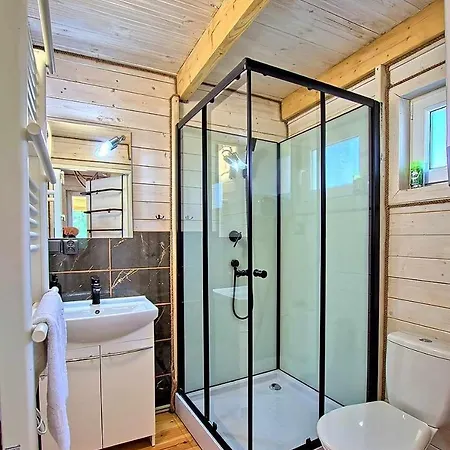 Dziedziniec Karkonoszy Tatil Evi Podgórzyn