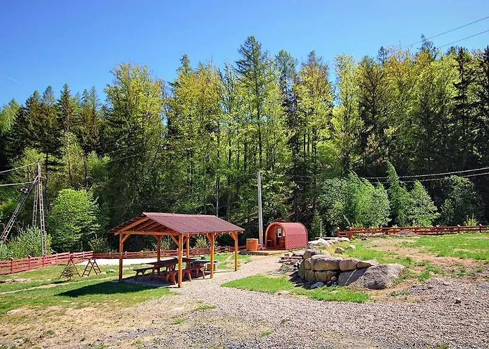 펜션 Dziedziniec Karkonoszy *